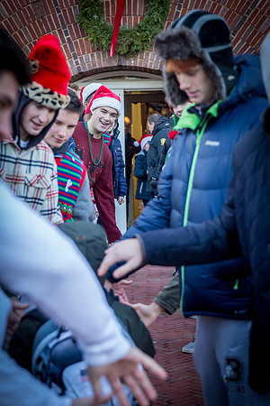 holiday_handshake18_jfess_8177