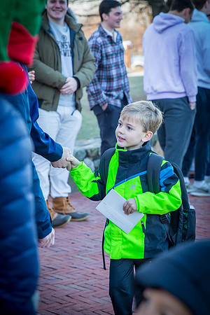 holiday_handshake18_jfess_8116