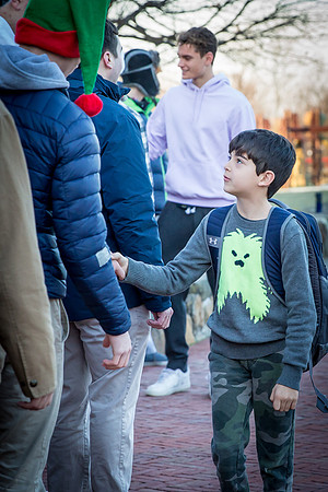 holiday_handshake18_jfess_8027
