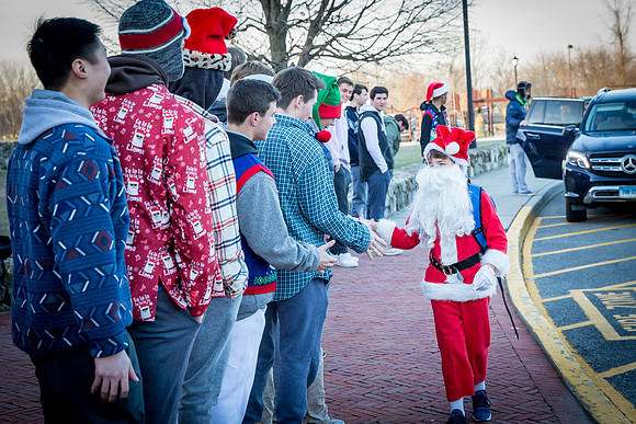 holiday_handshake18_jfess_8105