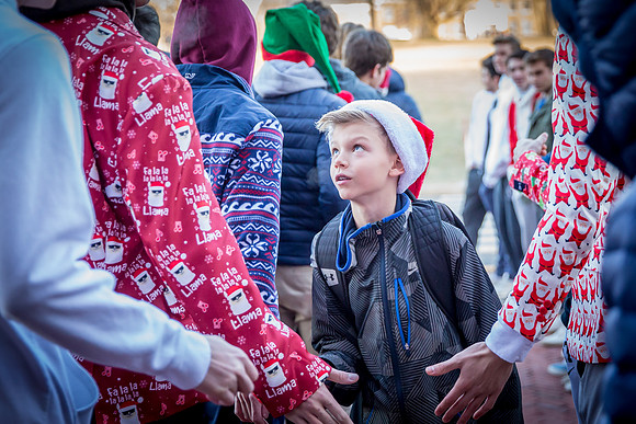 holiday_handshake18_jfess_8222