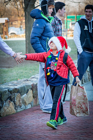 holiday_handshake18_jfess_8071-2