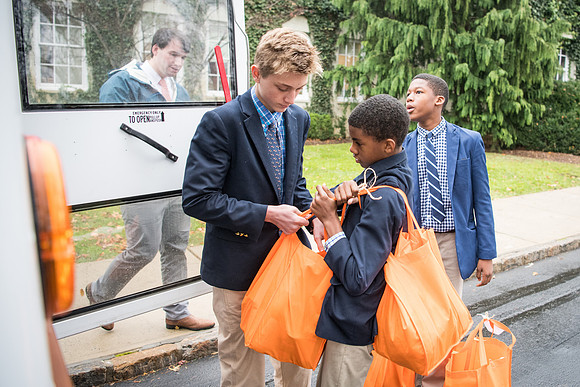 thanksgiving18_fooddrive_ms_wkl_0169