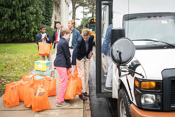 thanksgiving18_fooddrive_ms_wkl_0154