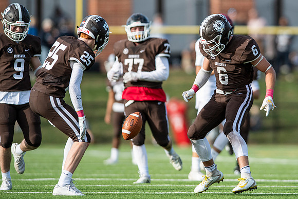 hc19_football_dburns_a8565