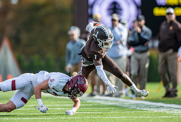 hc19_football_dburns_a8532