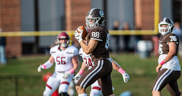 hc19_football_dburns_a8543