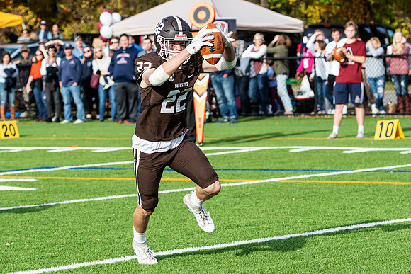 hc19_football_dburns_b7506