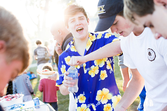 homecoming14_cookoutsoccer_jk_2362