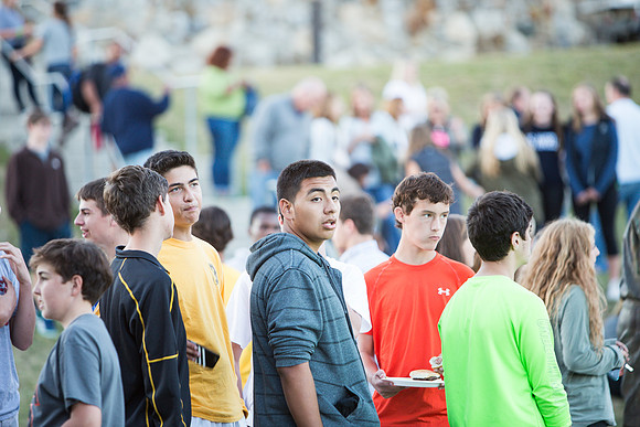 homecoming14_cookoutsoccer_jk_2482