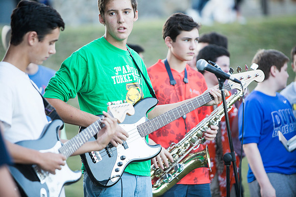 homecoming14_cookoutsoccer_jk_2481