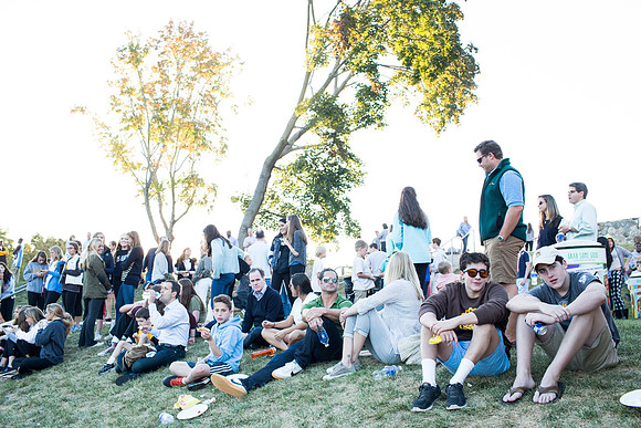 homecoming14_cookoutsoccer_jk_2445