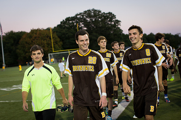 homecoming14_cookoutsoccer_jk_2517