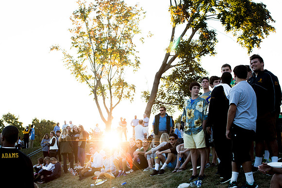 homecoming14_cookoutsoccer_jk_2451