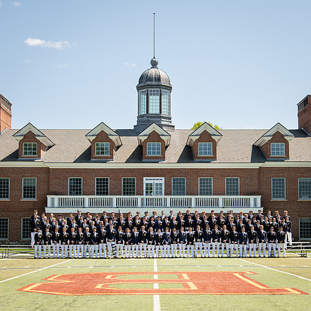 graduation23_classphoto_wkl2_7712_OFFICIAL_1x1