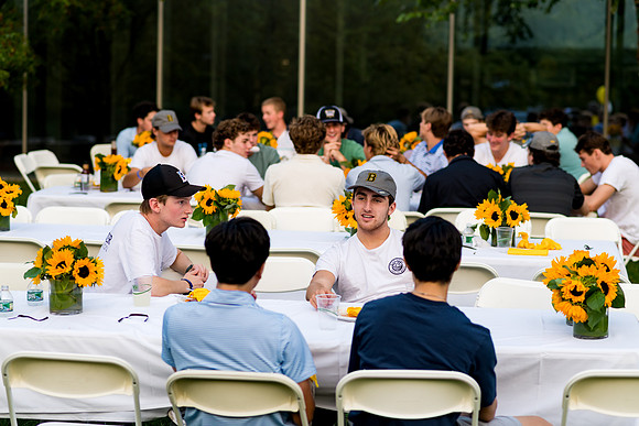 seniorbbq22_ah_0101