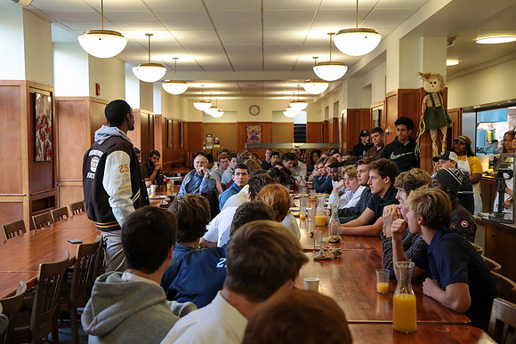 hc19_fballbfast_gh_0026