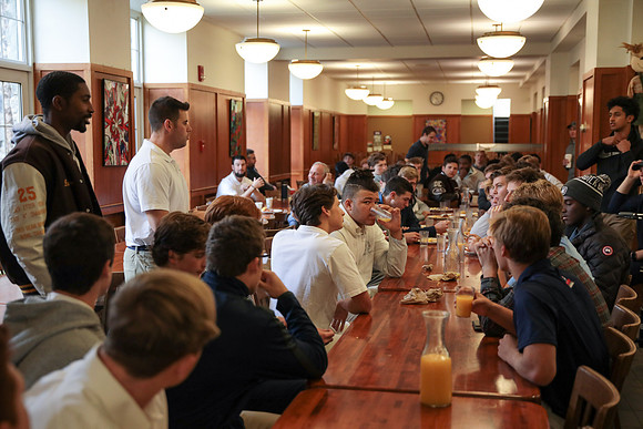 hc19_fballbfast_gh_0018