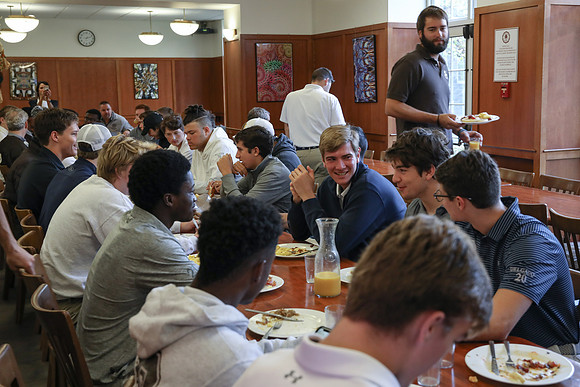 hc19_fballbfast_gh_0008