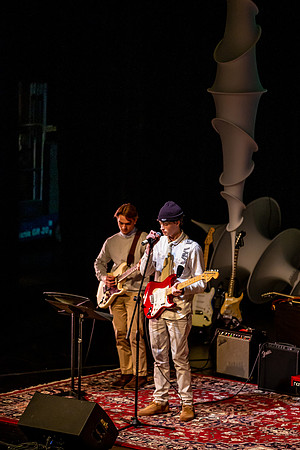 holidayassembly22_us_jfess_9953
