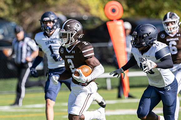 football_2022-10-15_dburns_0008