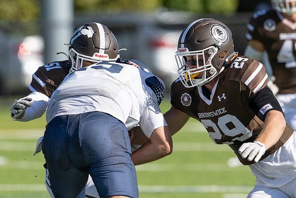 football_2022-10-15_dburns_0104