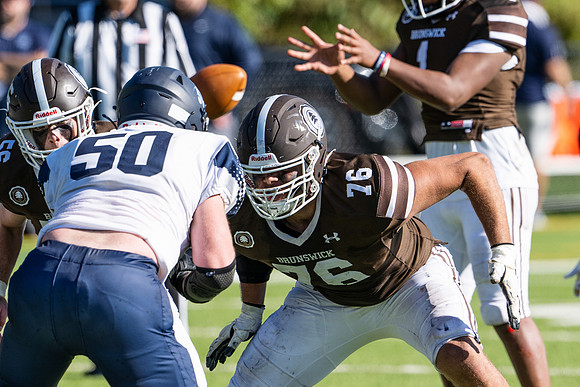 football_2022-10-15_dburns_0193b