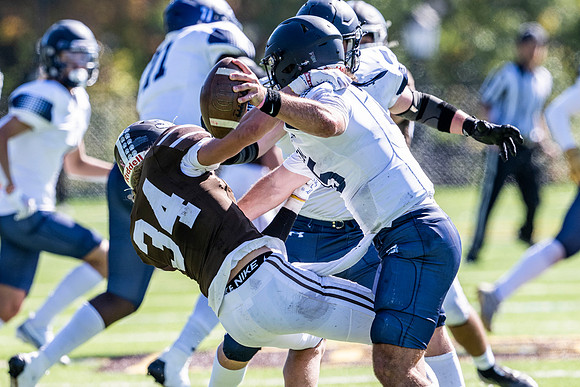 football_2022-10-15_dburns_9451