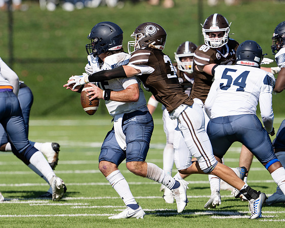 football_2022-10-15_dburns_9636