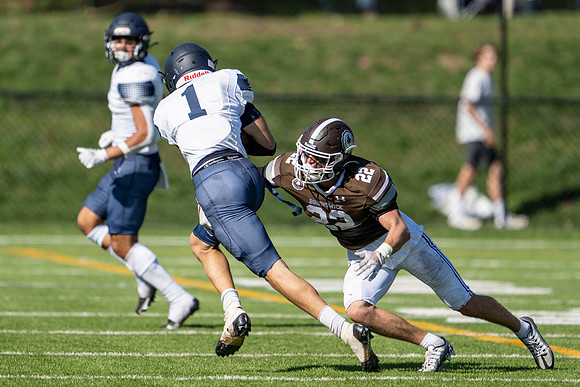 football_2022-10-15_dburns_9699