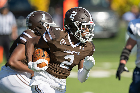 football_2022-10-15_dburns_9812