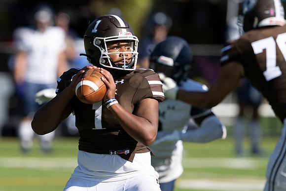 football_2022-10-15_dburns_9883