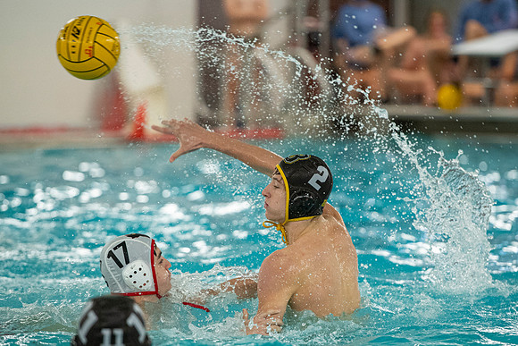 waterpolo_2021-10-09_varsitya_dburns_4505