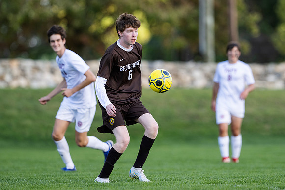 soccer_jv2_2022-09-28_dburns_7390