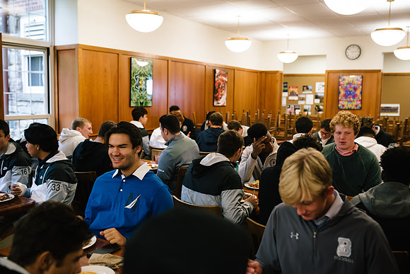hc18_fballbfast_ah_0003