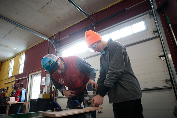 randolphvt1819_trip07_trimming_bdf_7981