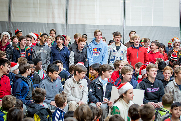holiday_allschool16_jfess_7070