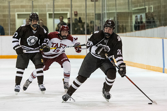 hockey_2020-01-09_dburns_7064