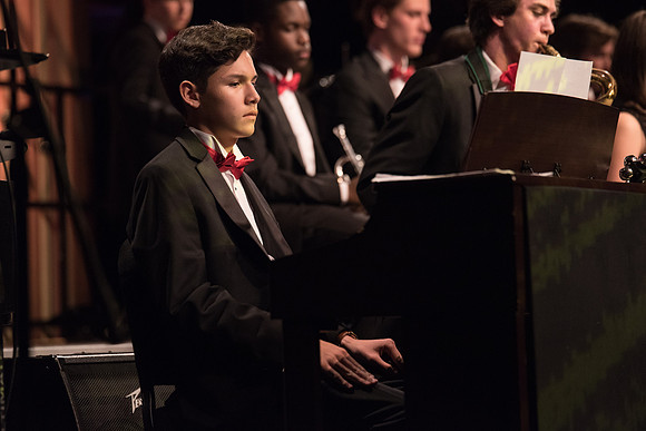 holiday_us_hp_7135