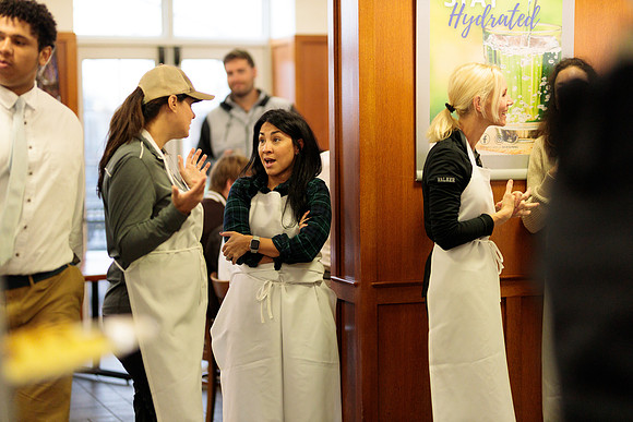hc22_fballbfast_bdf1_0895