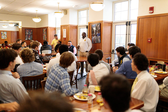 hc22_fballbfast_bdf1_0937
