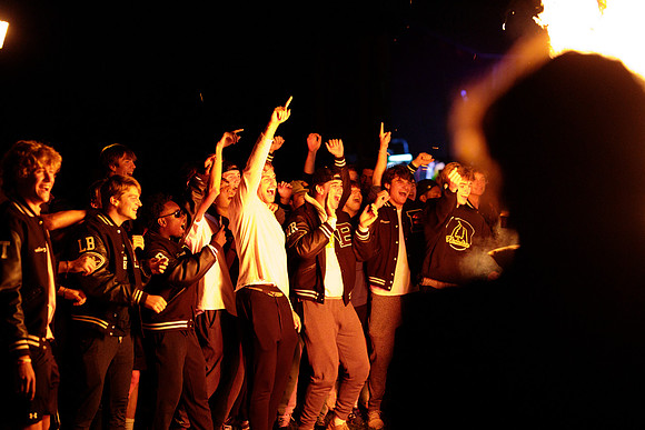 hc22_bonfireworks_bdf1_0829