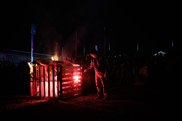 hc22_bonfireworks_bdf2_5007