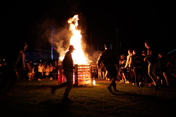 hc22_bonfireworks_bdf2_5052