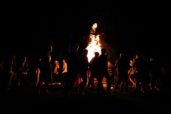hc22_bonfireworks_bdf2_5066