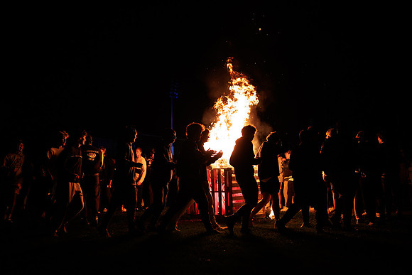 hc22_bonfireworks_bdf2_5070