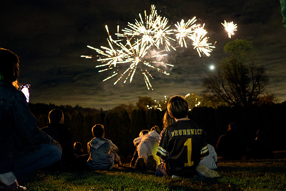 hc25_fireworks_ah_0051