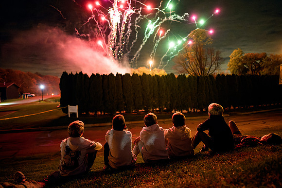 hc25_fireworks_ah_0043
