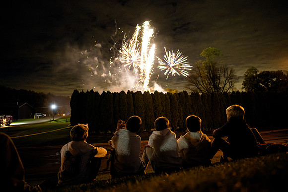 hc25_fireworks_ah_0040