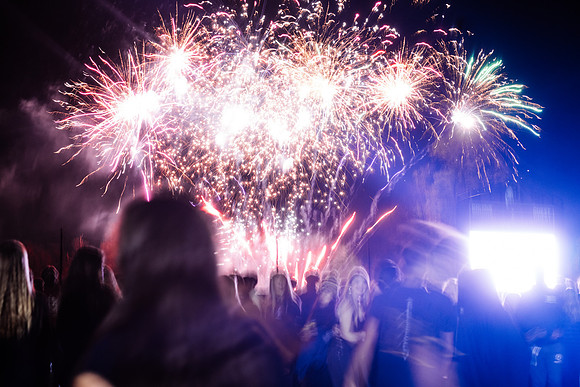 hc25_fireworks_jk_1429